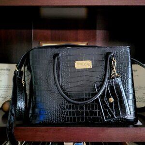 BeBe Satchel Purse in Excellent condition